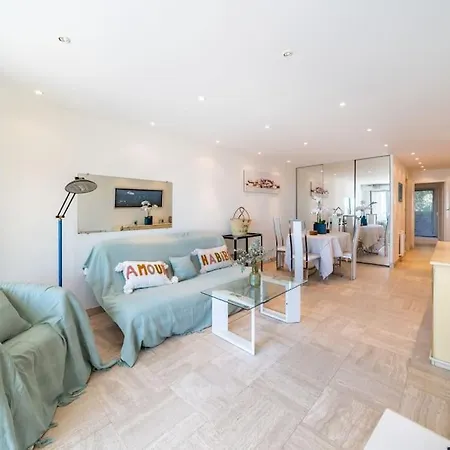 Croisette Vue 2 Pieces